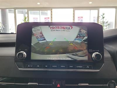 2024 Mitsubishi Outlander - Thumbnail