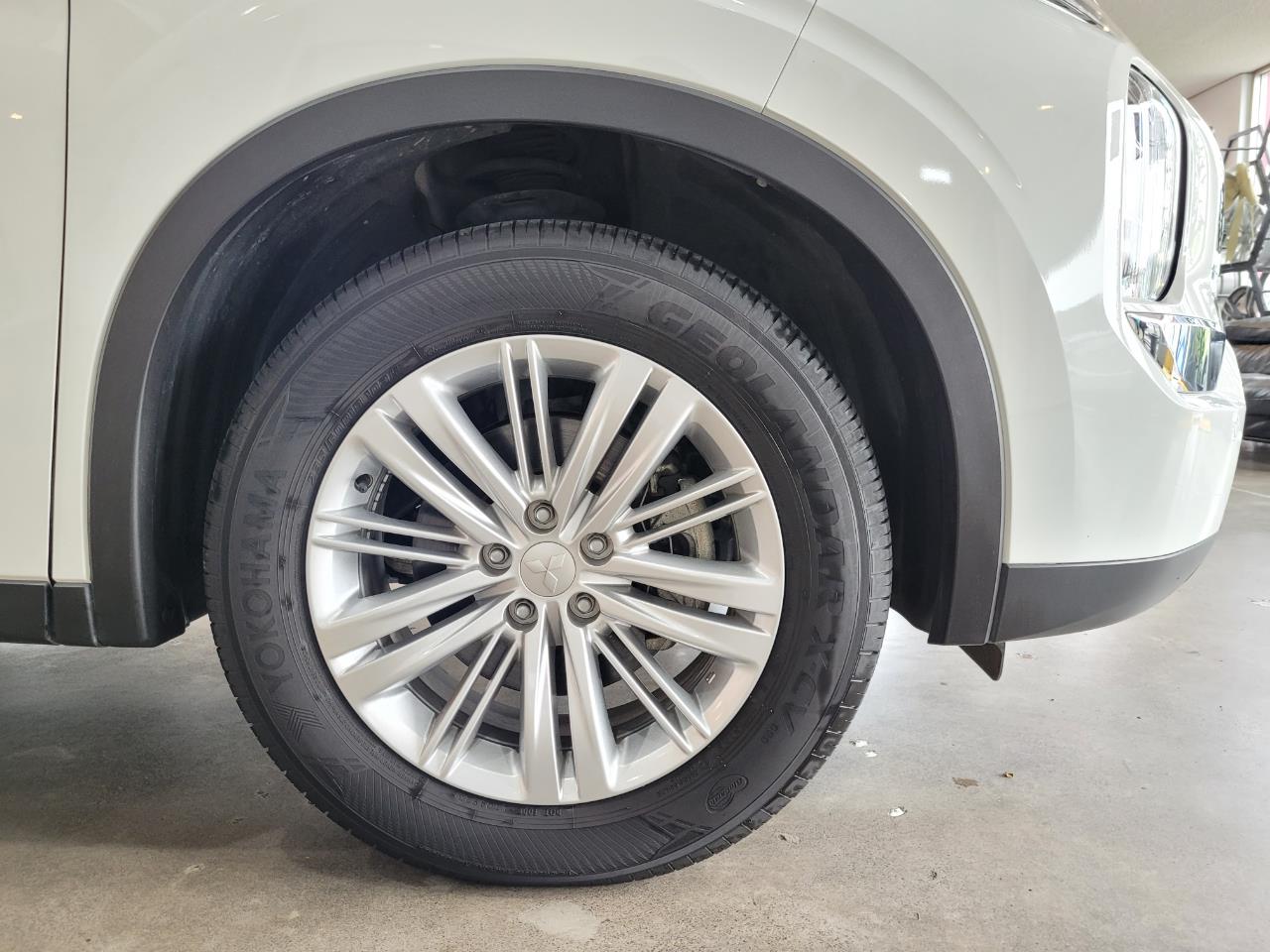 2024 Mitsubishi Outlander