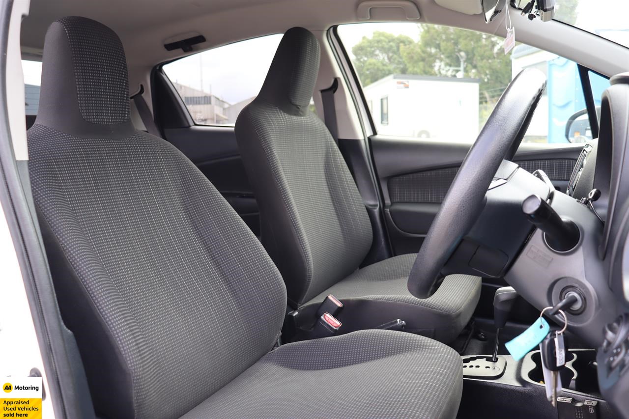 2017 Toyota Vitz
