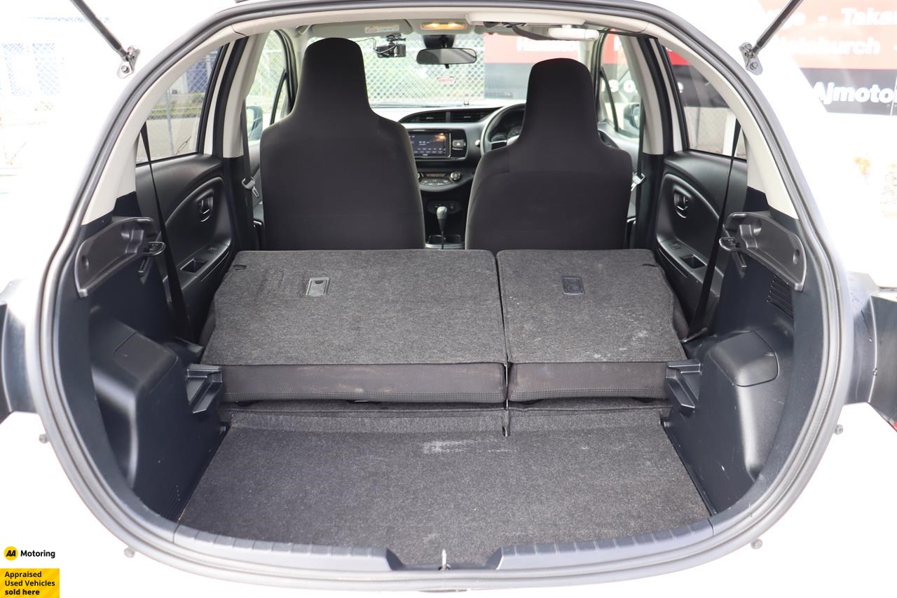 2017 Toyota Vitz
