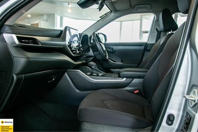 2023 Toyota Highlander - Thumbnail