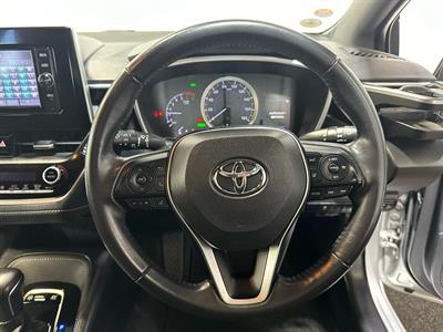 2018 Toyota Corolla - Thumbnail