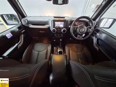 2016 Jeep Wrangler - Thumbnail