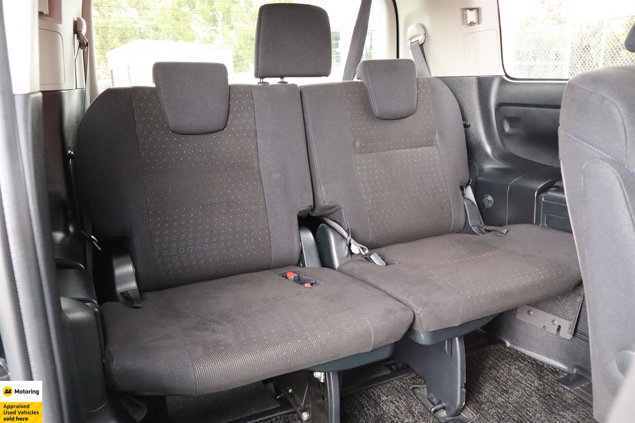 2014 Toyota Voxy