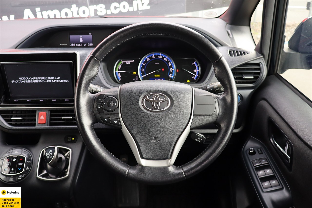 2014 Toyota Voxy
