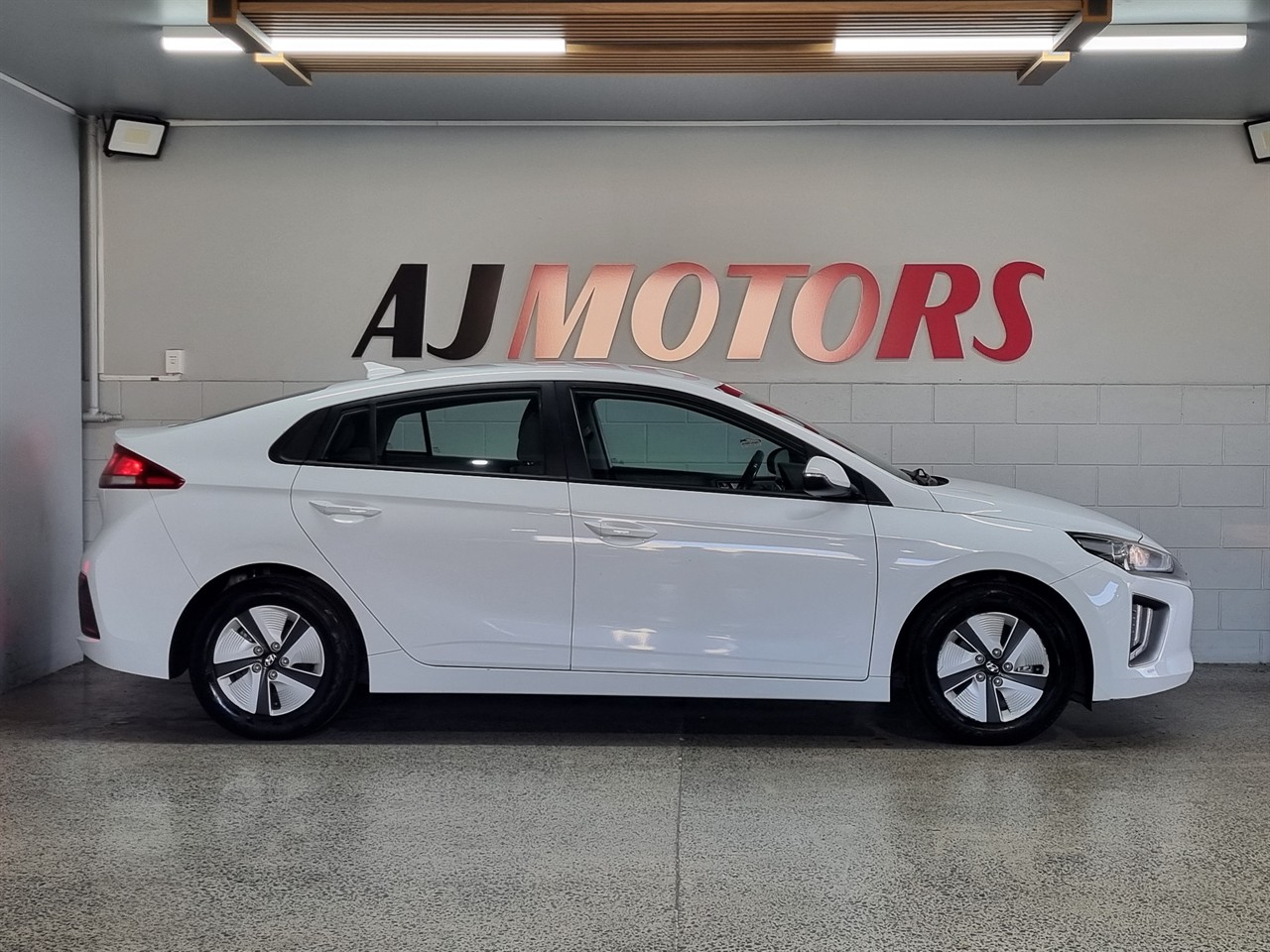 2022 Hyundai IONIQ