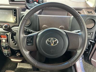 2012 Toyota Spade - Thumbnail