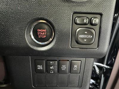 2012 Toyota Spade - Thumbnail
