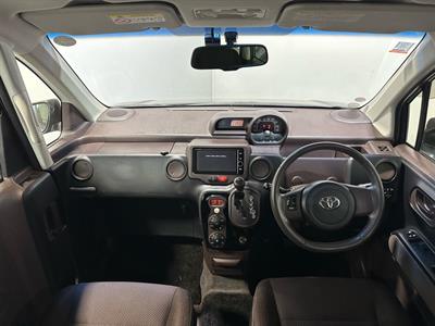 2012 Toyota Spade - Thumbnail