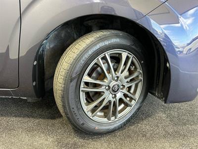 2012 Toyota Spade - Thumbnail