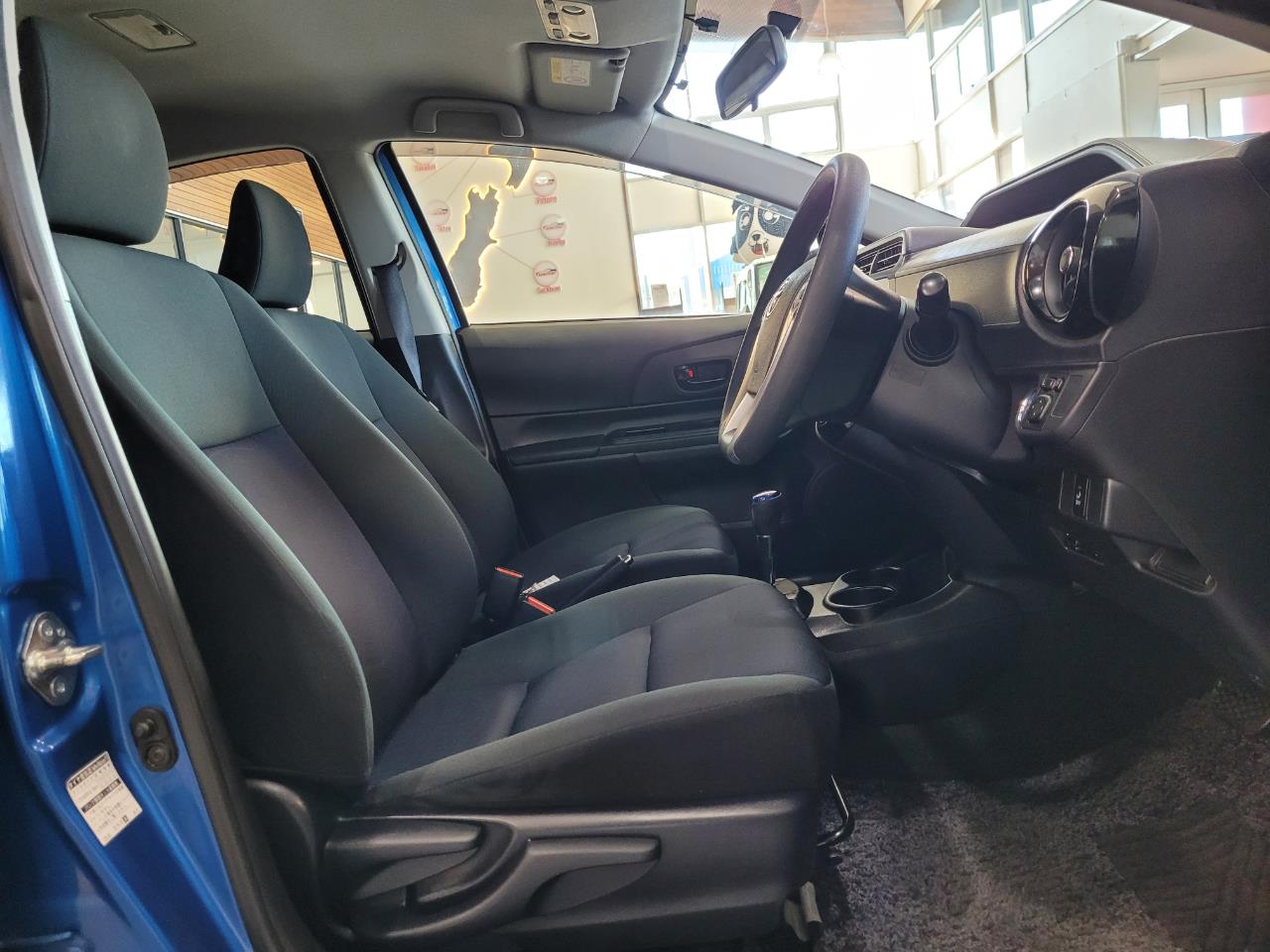 2015 Toyota Aqua