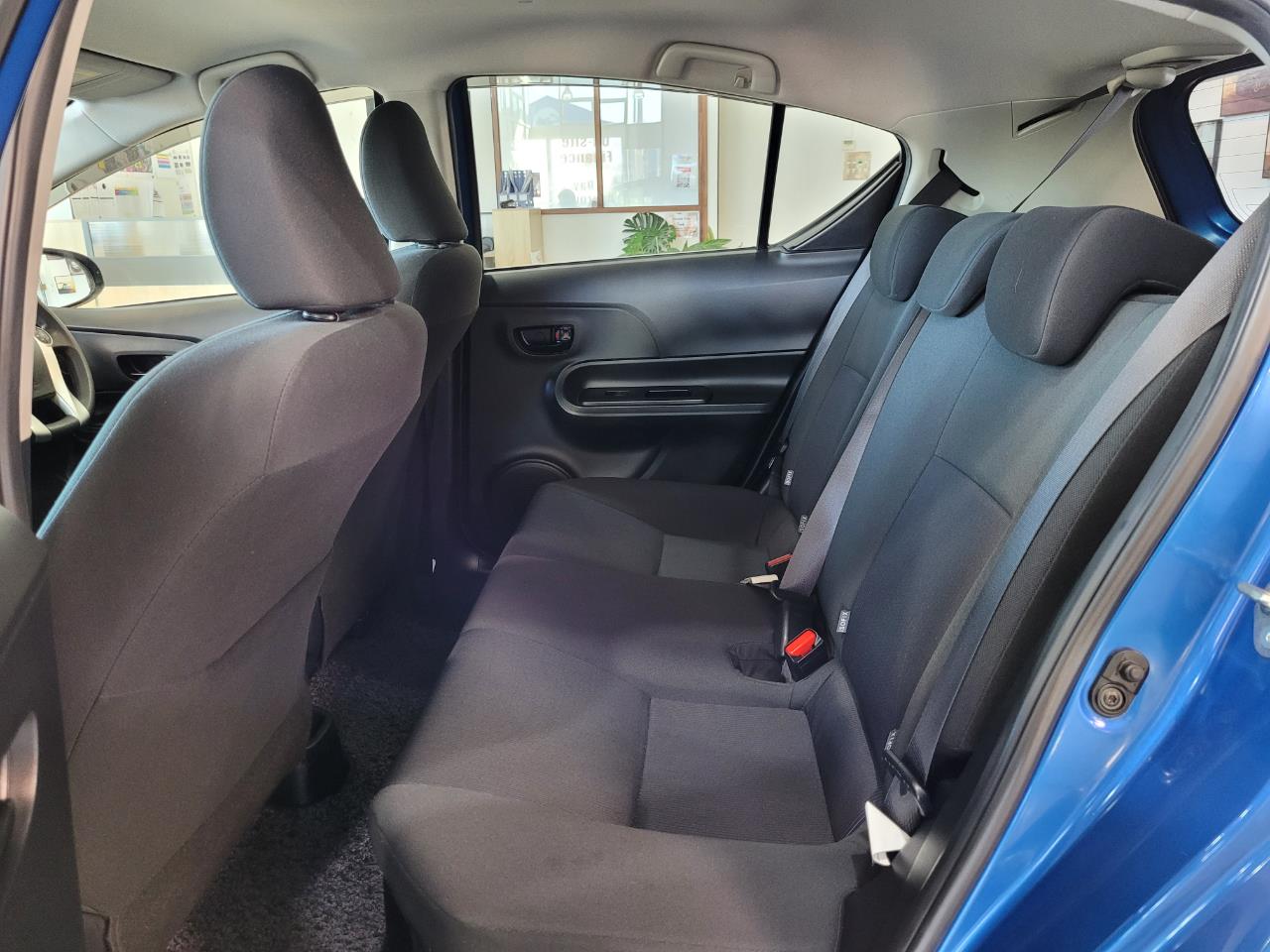 2015 Toyota Aqua