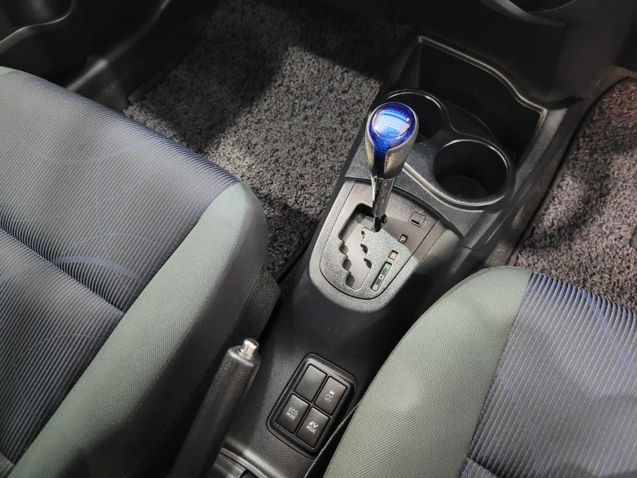 2015 Toyota Aqua