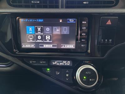2015 Toyota Aqua - Thumbnail