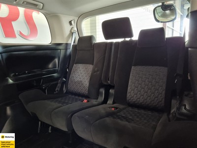 2015 Toyota Vellfire - Thumbnail