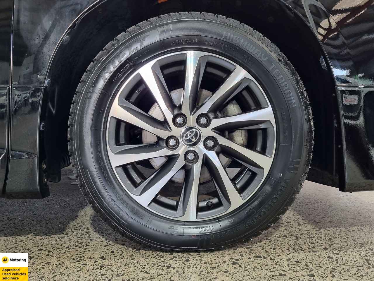 2015 Toyota Vellfire