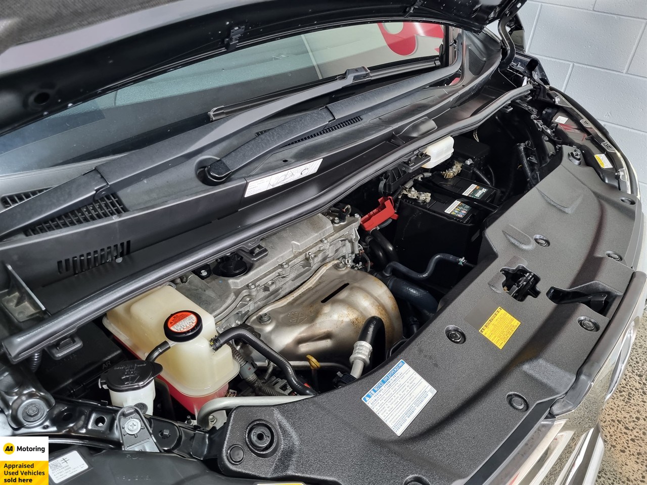 2015 Toyota Vellfire