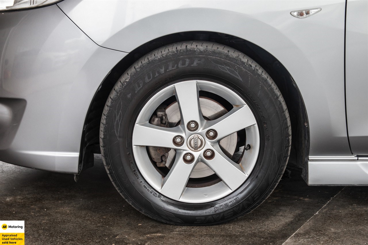 2012 Nissan Lafesta