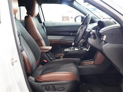 2020 Mazda MX-30 - Thumbnail