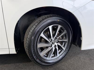 2015 Toyota Vellfire - Thumbnail