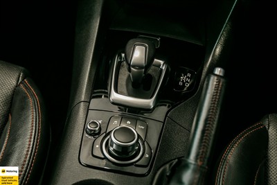 2013 Mazda Axela - Thumbnail