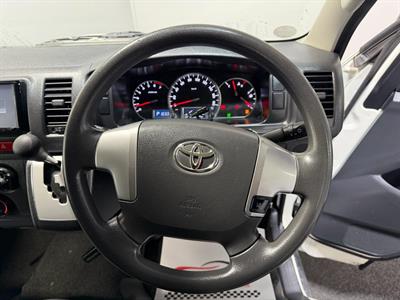 2019 Toyota Hiace - Thumbnail