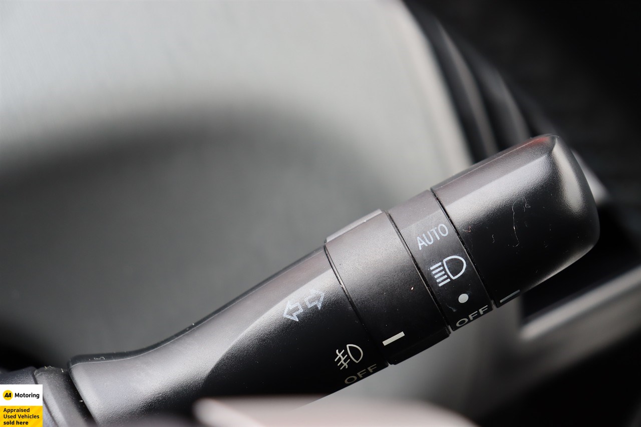 2012 Toyota Prius Alpha