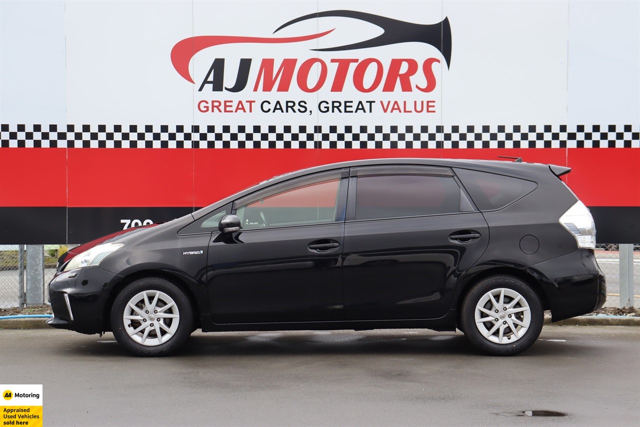 2012 Toyota Prius Alpha