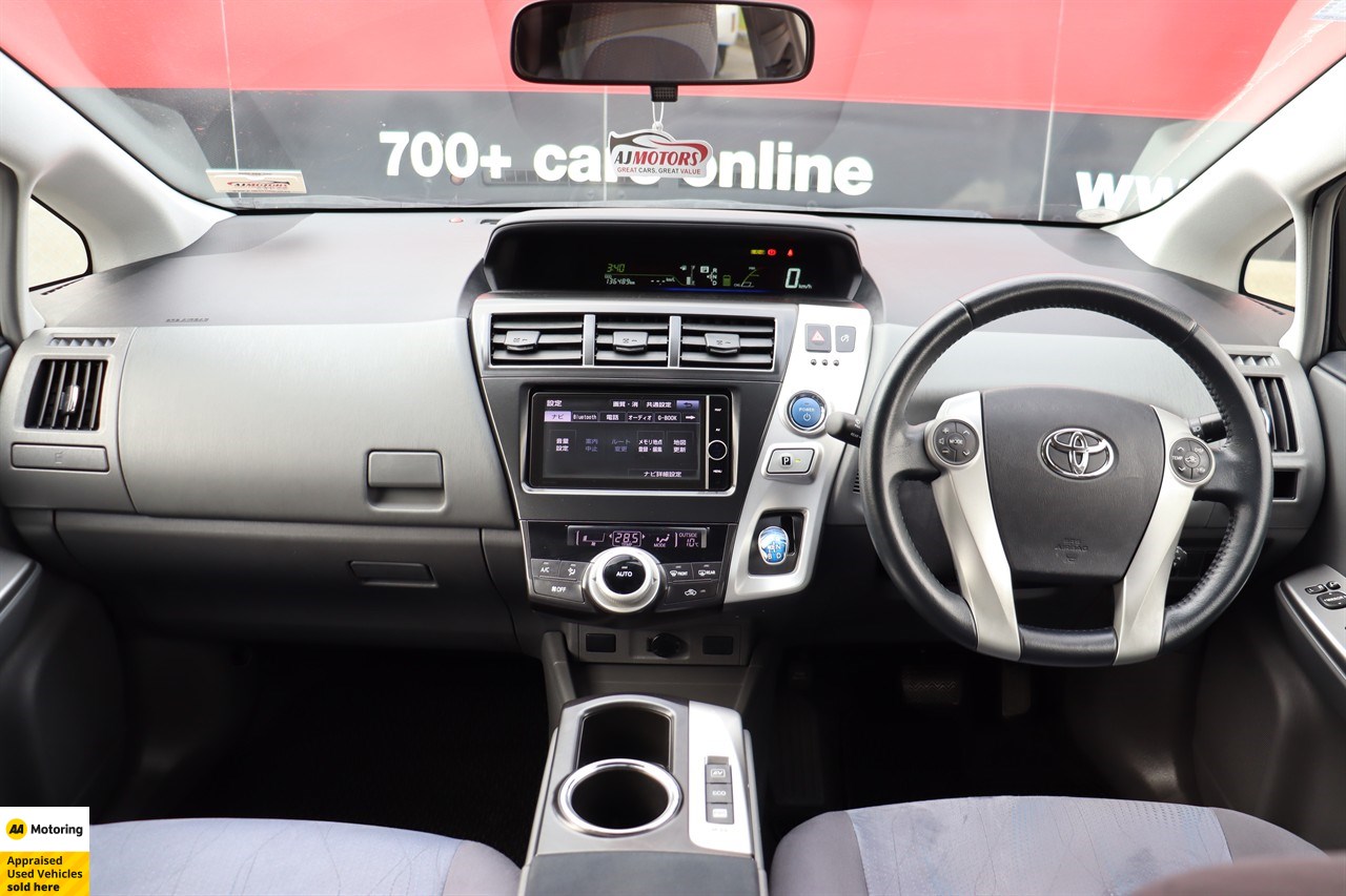 2012 Toyota Prius Alpha