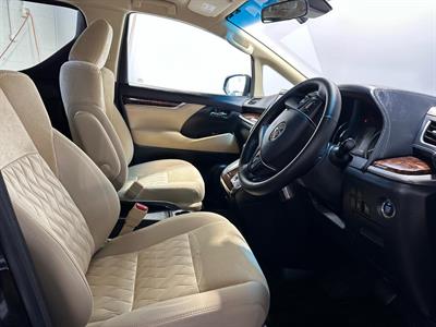 2019 Toyota Alphard - Thumbnail