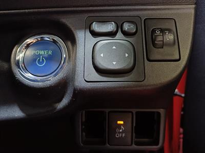 2014 Toyota Aqua - Thumbnail