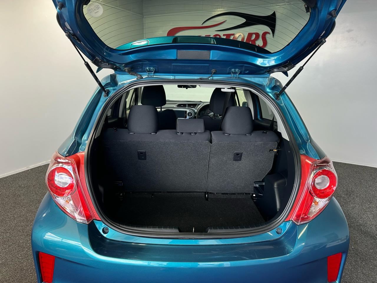 2013 Toyota Vitz