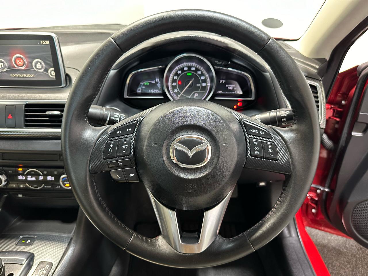 2013 Mazda Axela