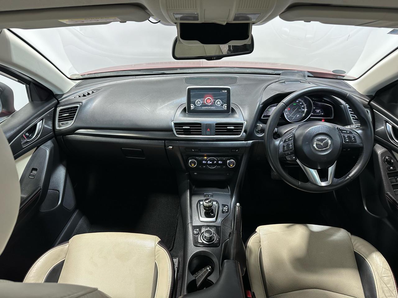 2013 Mazda Axela