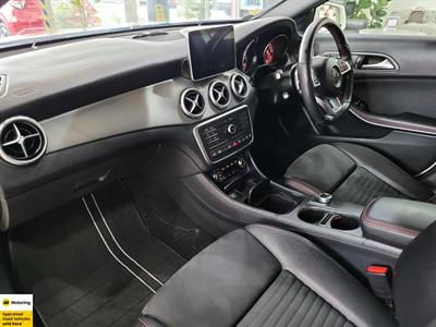 2016 Mercedes-Benz GLA 250 - Thumbnail