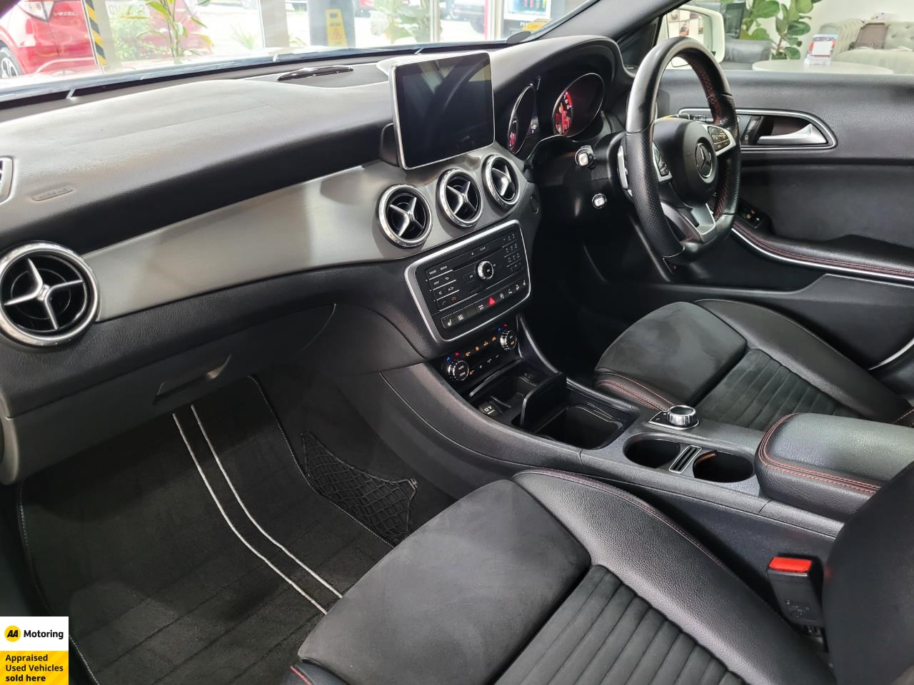2016 Mercedes-Benz GLA 250