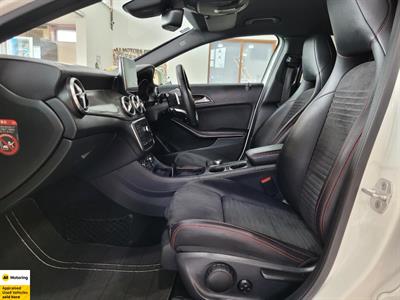 2016 Mercedes-Benz GLA 250 - Thumbnail