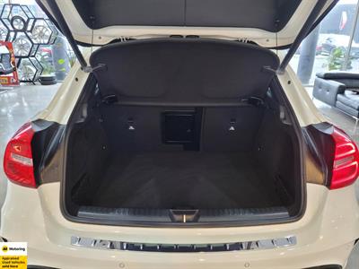 2016 Mercedes-Benz GLA 250 - Thumbnail