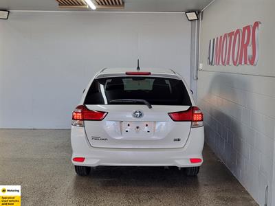 2015 Toyota Corolla - Thumbnail