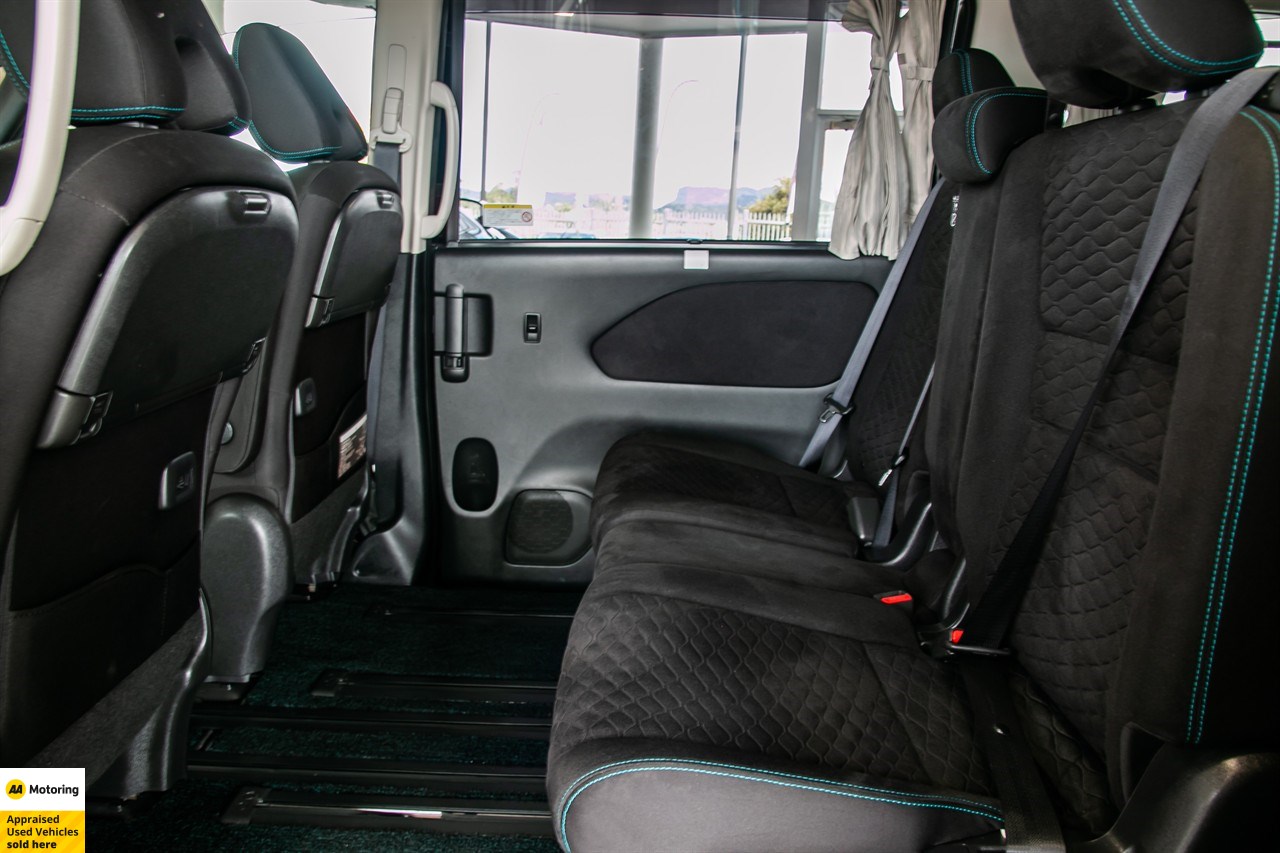 2017 Nissan Serena