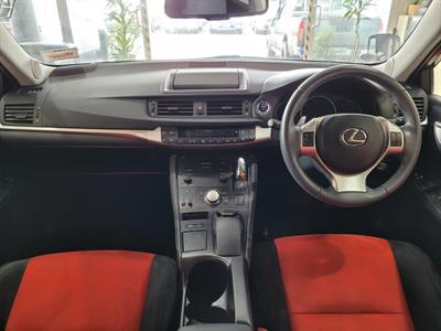 2013 Lexus CT 200h - Thumbnail