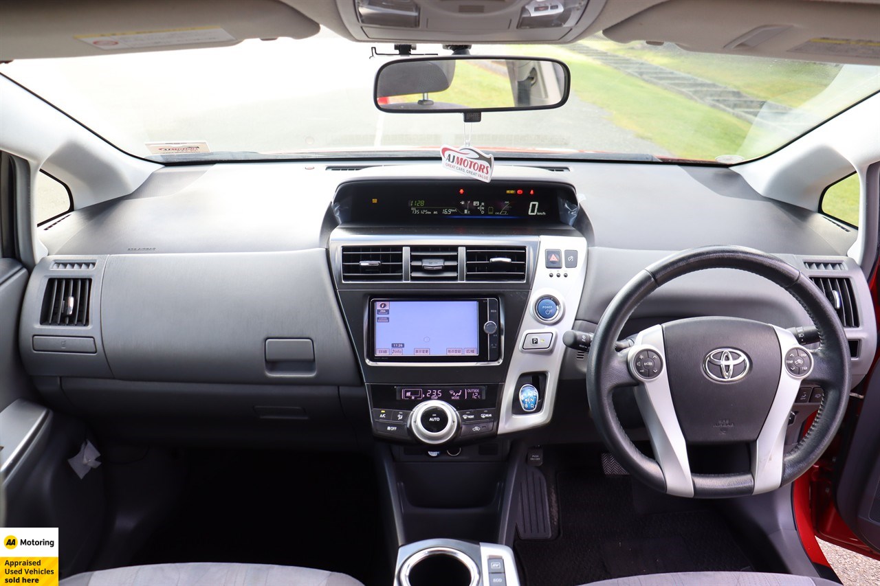 2012 Toyota Prius Alpha