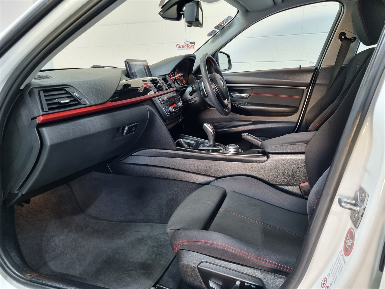 2014 BMW 320i