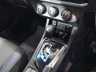 2016 Toyota Corolla - Thumbnail