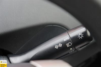 2012 Toyota Prius - Thumbnail