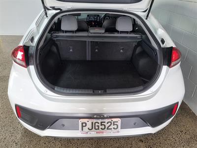 2022 Hyundai IONIQ - Thumbnail