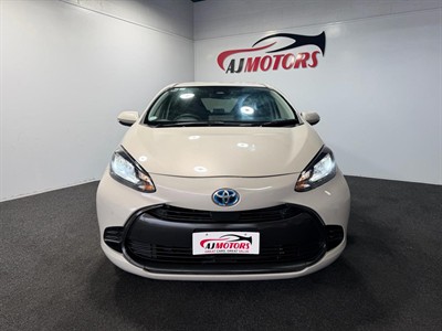 2022 Toyota Aqua - Thumbnail