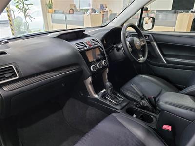 2015 Subaru Forester - Thumbnail