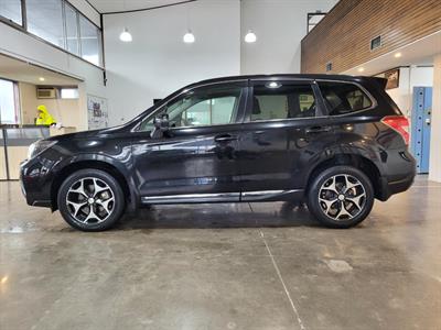 2015 Subaru Forester - Thumbnail