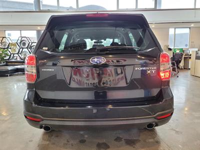 2015 Subaru Forester - Thumbnail